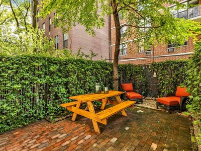 424 E 77th St APT 1D, New York, NY, 10075