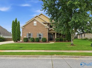 24 Hawthorn Heights Blvd SW, Huntsville, AL 35824