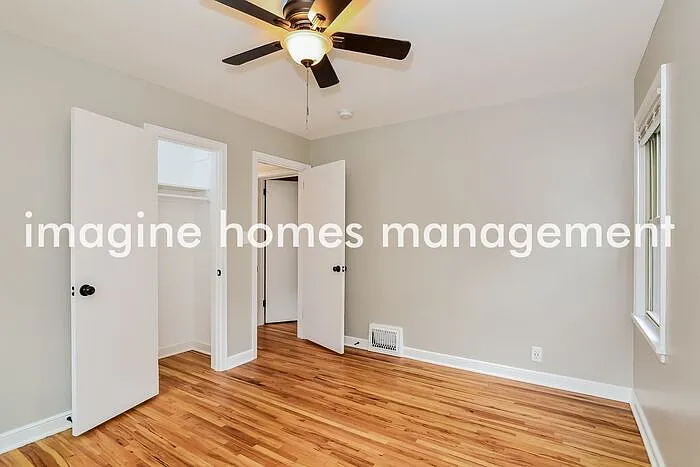 7801 Division St — Photo 10