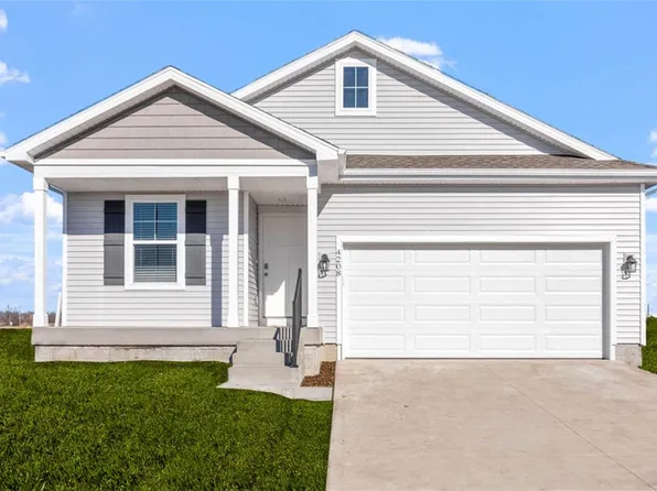 2006 N Summercrest St, Indianola, IA 50125