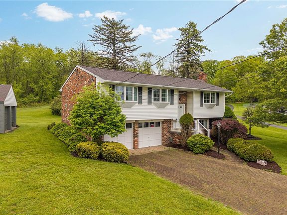 3rd image of 994 Weigles Hill Rd
