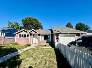 9236 31st Ave SW, Seattle, WA 98126