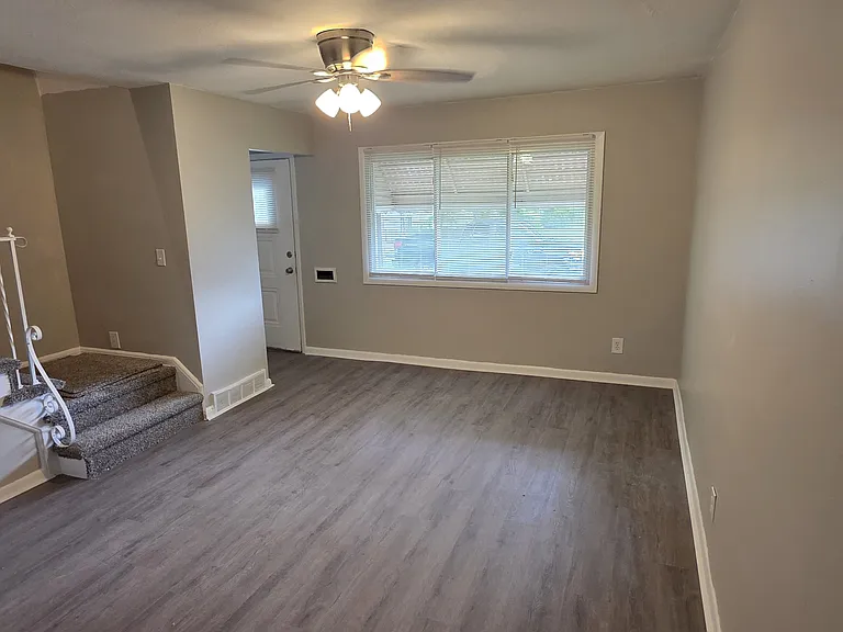 16200 Maplewood Ct — Photo 13