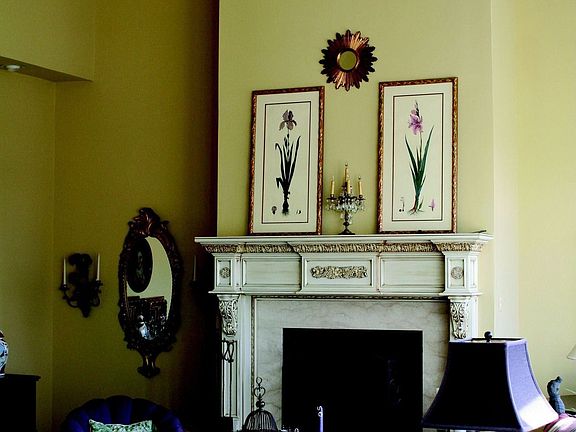 Living Room - view 1