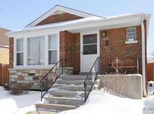 5535 S Mayfield Ave, Chicago, IL 60638