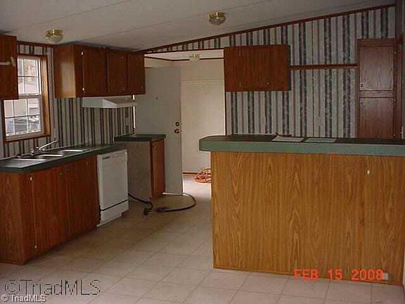 5th image of 102 Poplar Haven Rd