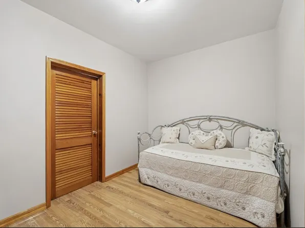 20-15 Menahan Street image 27 of 38