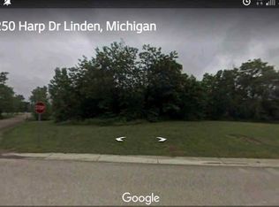 5250 Harp Dr, Linden, MI 48451