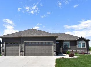 3547 50th St S, Fargo, ND 58104