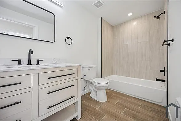 300 W Norris St #7 — Photo 18
