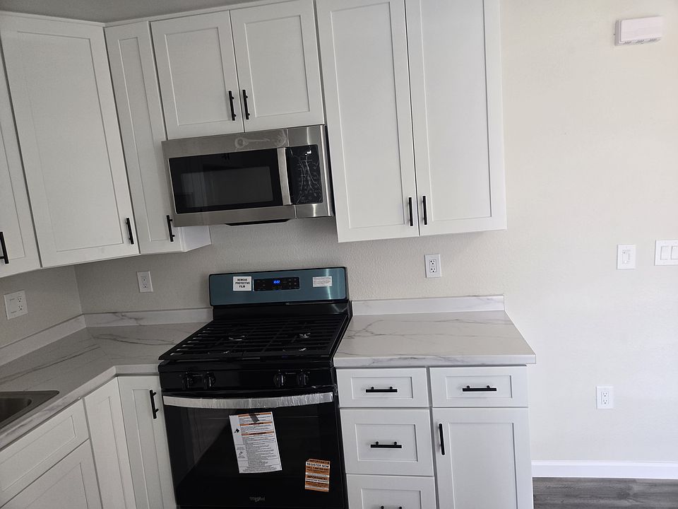 1st image of 707 N 5th St #2