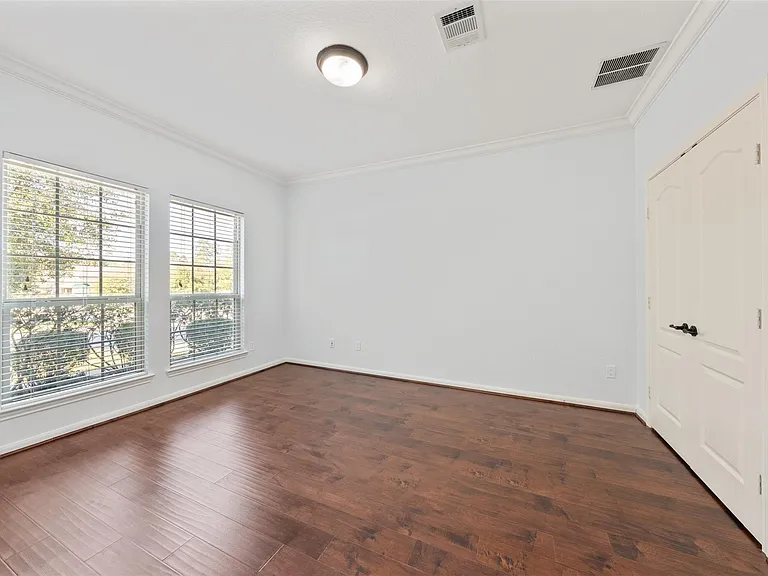 2642 Tacoma Springs Dr — Photo 9