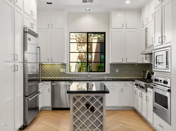 18650 N Thompson Peak Pkwy APT 1060, Scottsdale, AZ 85255