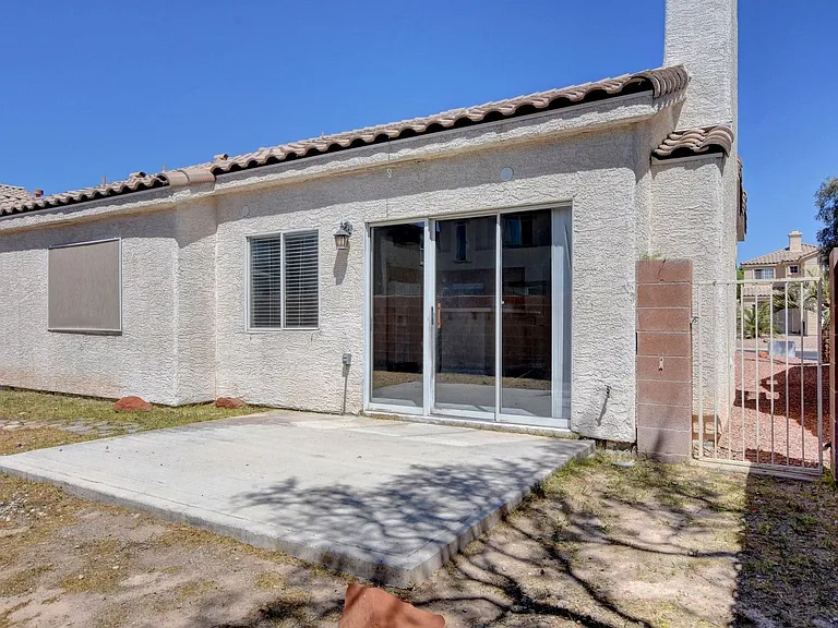 1855 Grand Prairie Ave — Photo 45