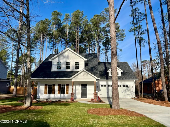 310 South Street, Vass, NC 28394
