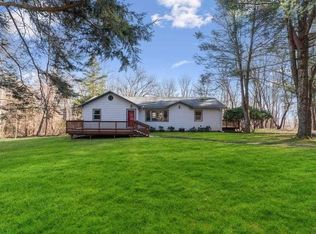 7 Dill Hill Rd, Hopewell Junction, NY 12533