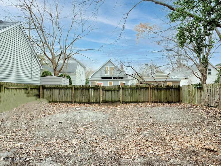 115 N Birchwood Ave — Photo 32