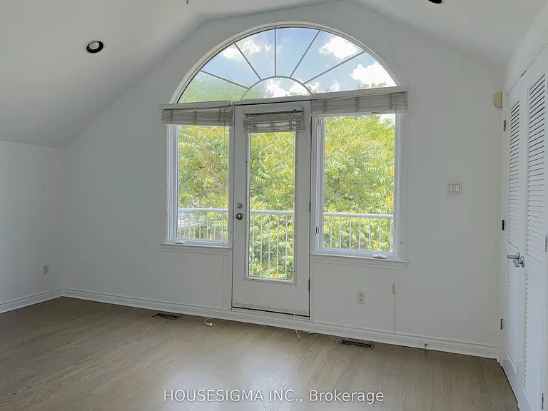 116 Cranbrooke Ave #MAIN — Photo 29