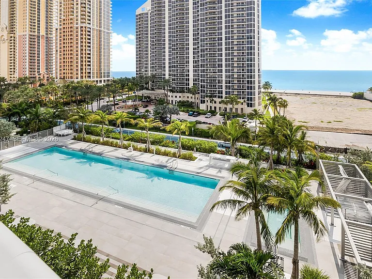 17550 Collins Ave #702 — Photo 18