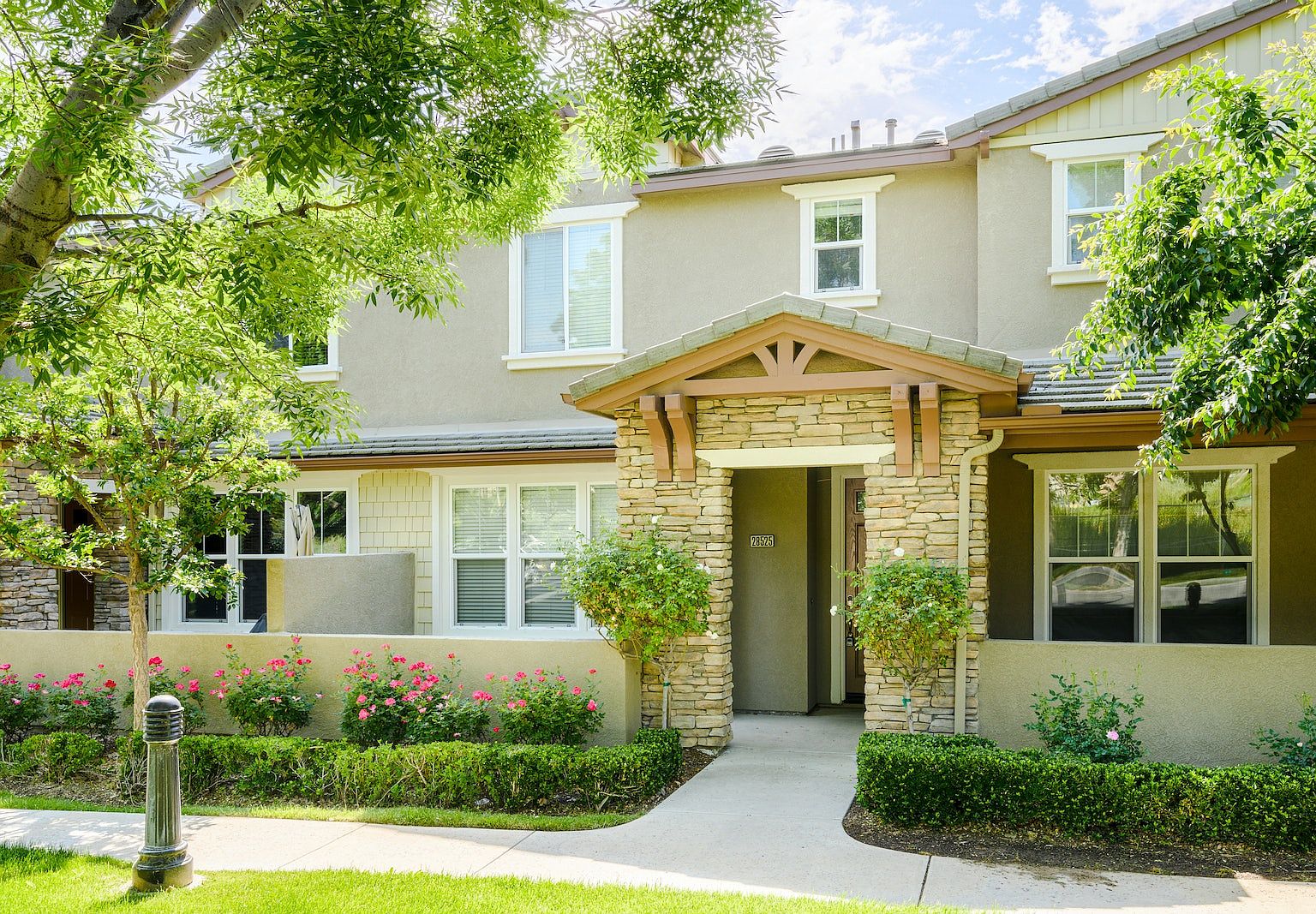 28525 N Pietro Dr, Valencia, CA 91354 Zillow