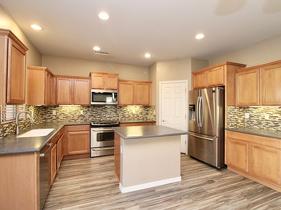 5th image of 2144 W Kathleen Rd
