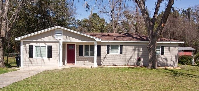 2nd image of 2888 Bell Dr