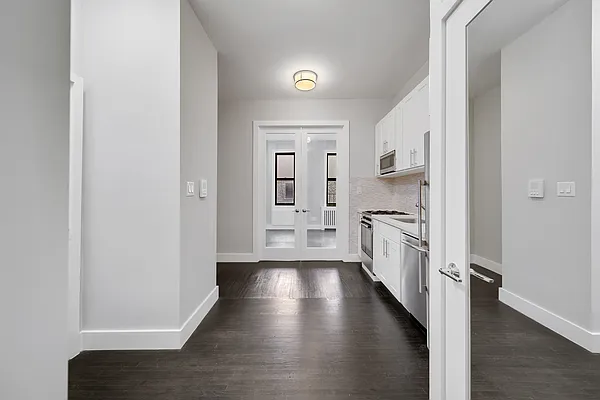 Rented by Cooper & Cooper Real Estate | media 15