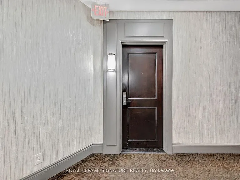 25 Earlington Ave — Photo 7