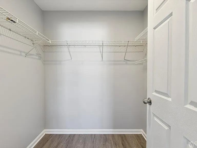 194 Pinelli Dr — Photo 24