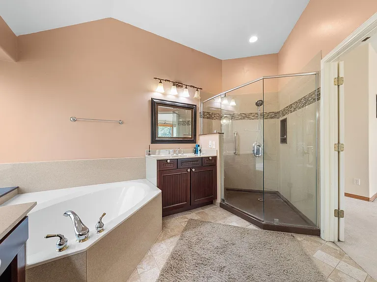 1512 Amelia Dr — Photo 23
