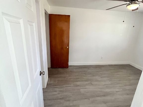 5th image of 317 E Monument Ave #11