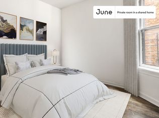 2430 N Spaulding Ave #1-B, Chicago, IL 60647