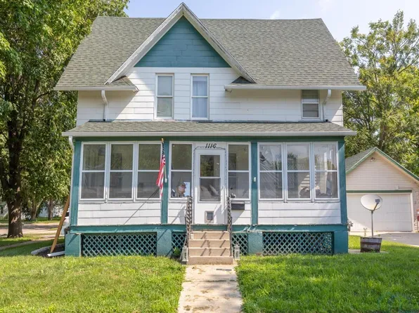 1116 Pearl St, Onawa, IA 51040