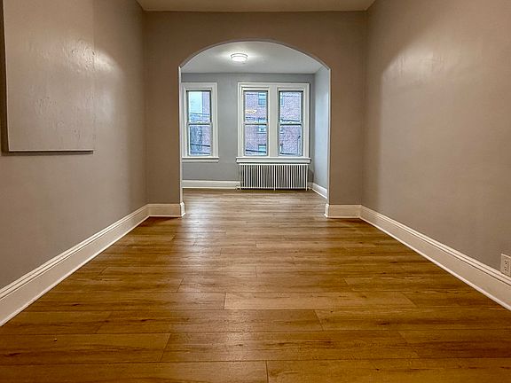 3rd image of 512 54th St #4