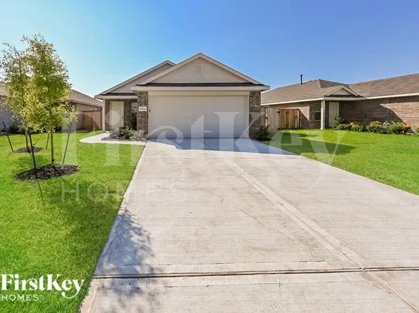 8814 Bar Harbor Dr, Baytown, TX 77521