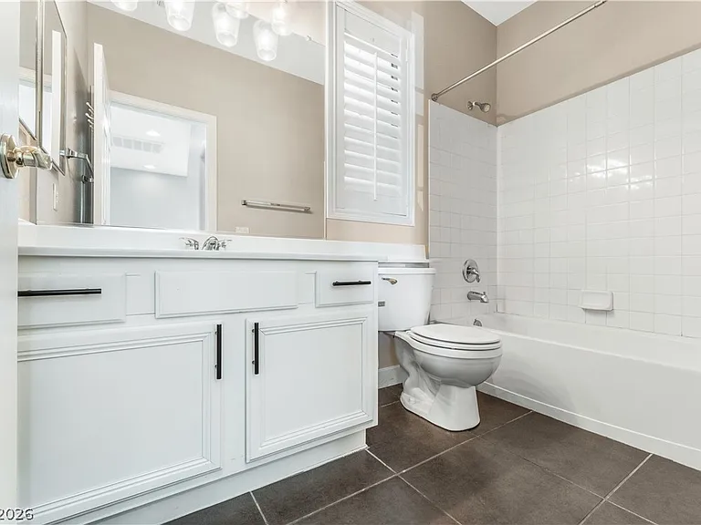 2348 Brooklyn Bridge St — Photo 21