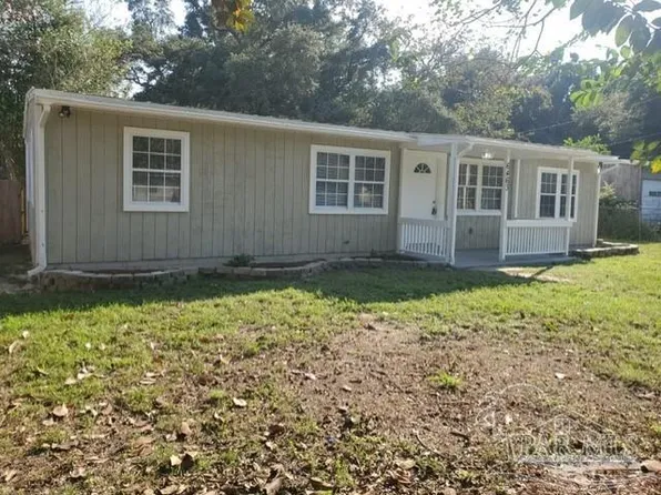 6463 Skyline Dr, Milton, FL 32570