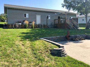 411 4th Ave, Washburn, ND 58577