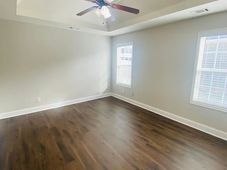 106 Gayla Ct — Photo 9
