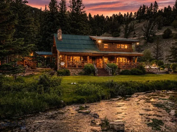 48500 Gallatin Rd, Gallatin Gateway, MT 59730