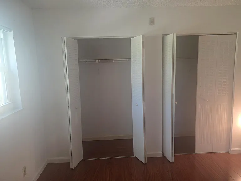 959 SE 2nd Ave #214 — Photo 24