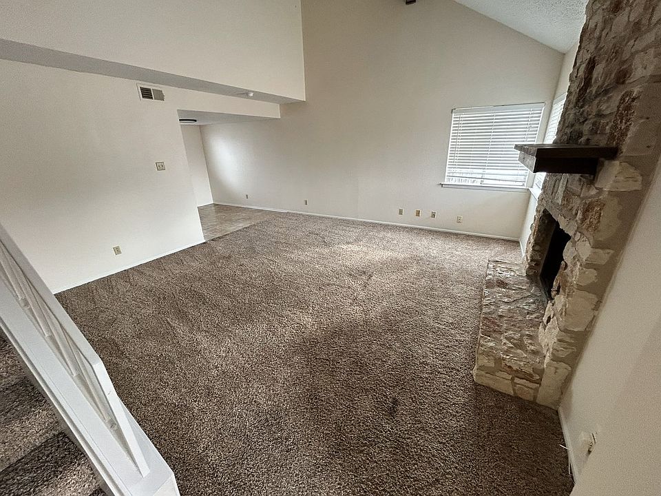 1st image of 2503 Royal Vista Dr
