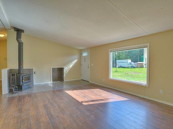 5th image of 5110 161st Ave N