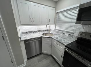 745 James St #201, Dunedin, FL 34698