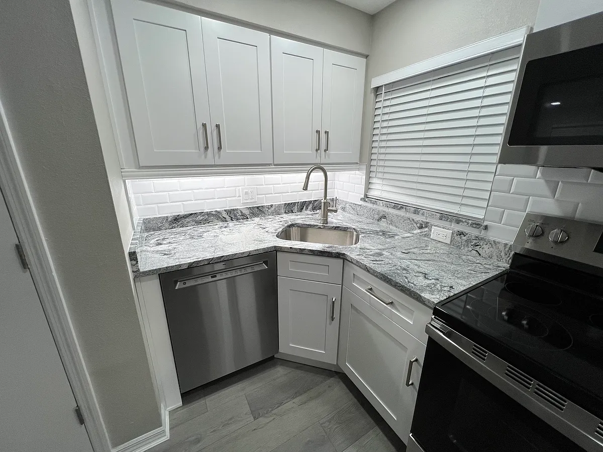 Building Photo - 745 James St #201