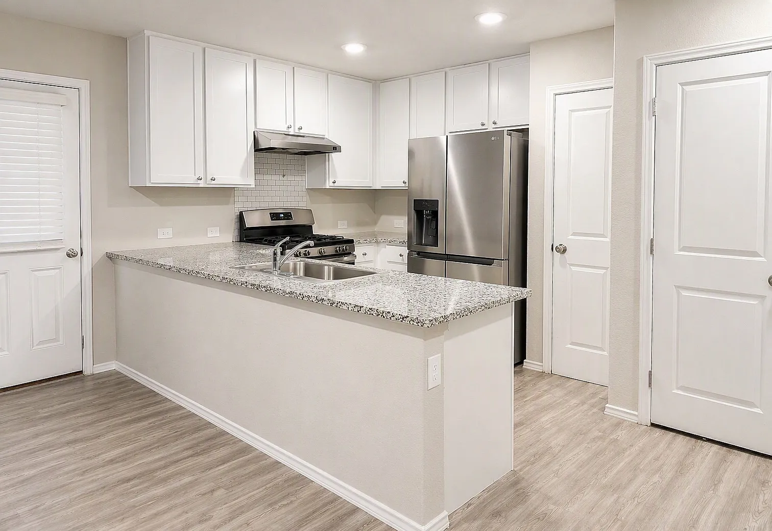 6647 Scarecrow Way — Photo 3