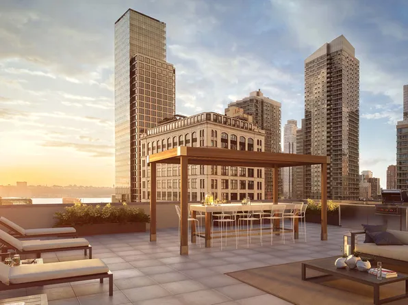 445 West 35th Street image 10 of 15