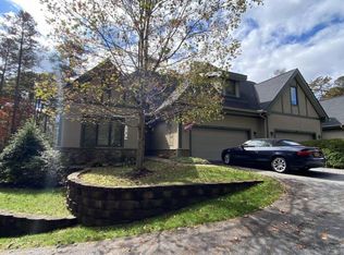 31 Ridgetop Cir UNIT 101, Brevard, NC 28712