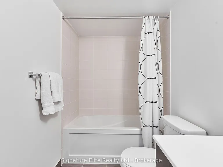 3520 Danforth Ave #301 — Photo 20
