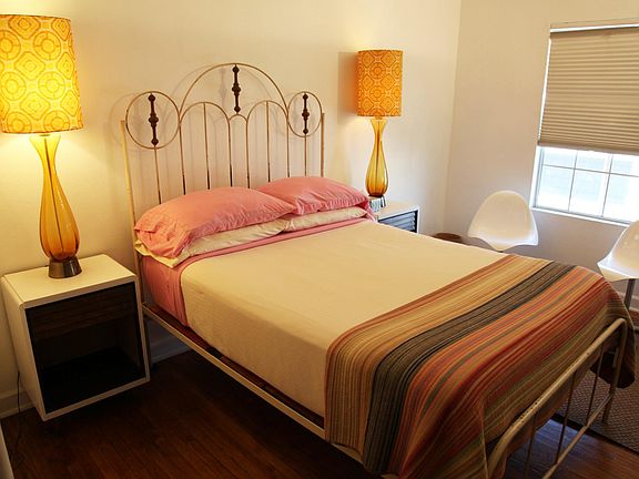 Bedroom 3 - Side Photo 3